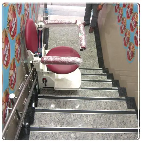 騰城樓梯升降椅-台北無障礙爬梯電梯-建功補習班