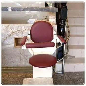 岡山大明眼科樓梯升降椅