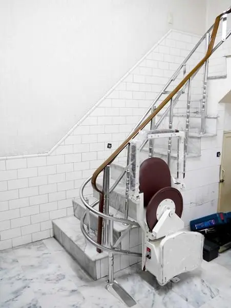 180° Start Curved Stair Lift2