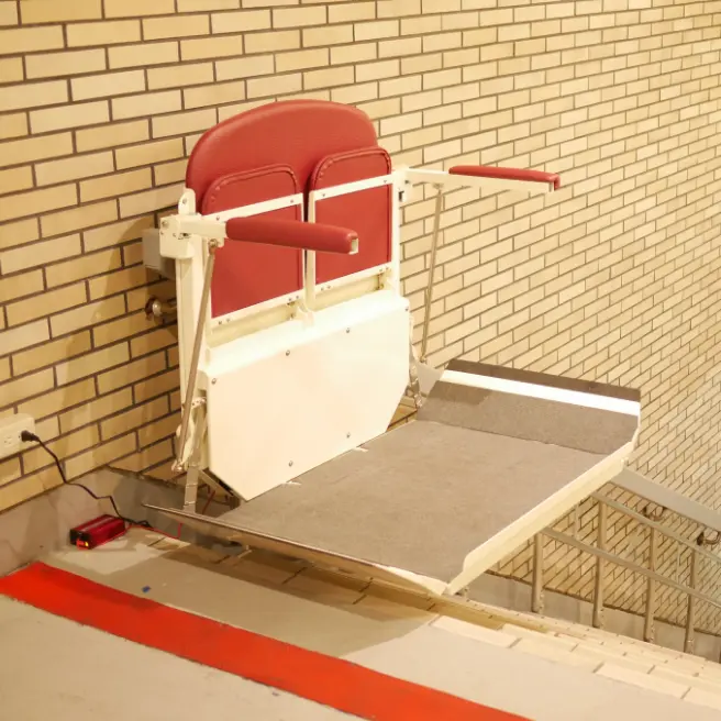 Curved-Rail Dual-Seat & Wheelchair Platform Lift